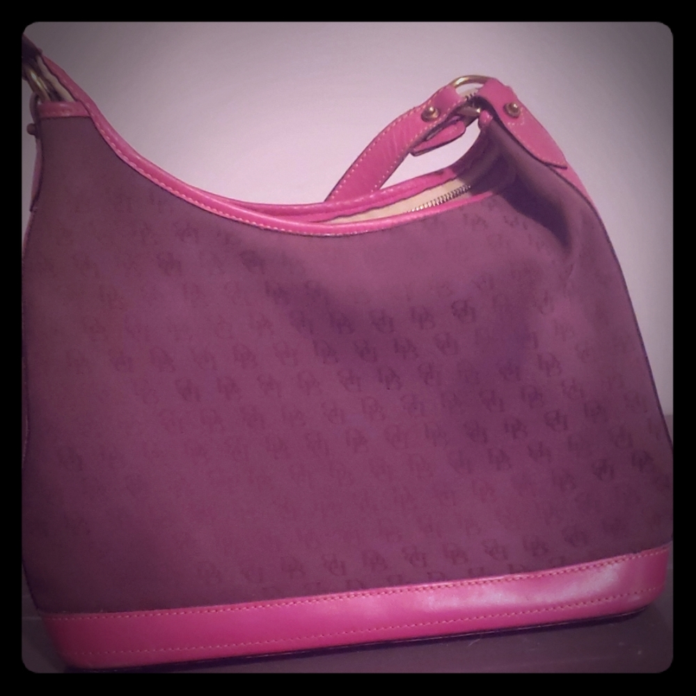 Dooney& Bourke